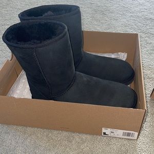 Brand new women's Uggs